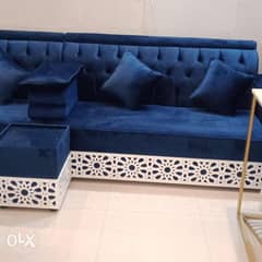 Arbian sofa 0