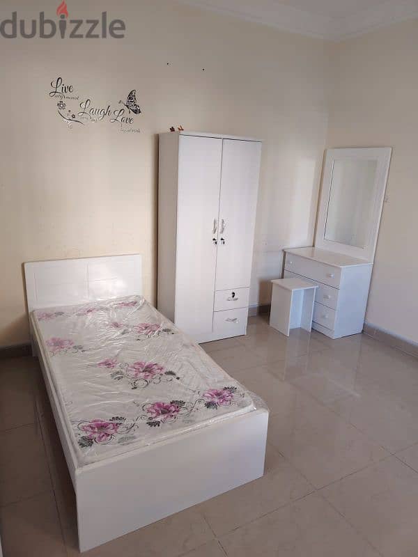 Bed and mattress and big cupboard selling. 30032896 15
