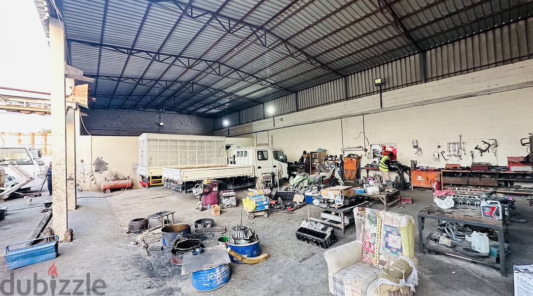 2000 Garage / Store For Rent 2
