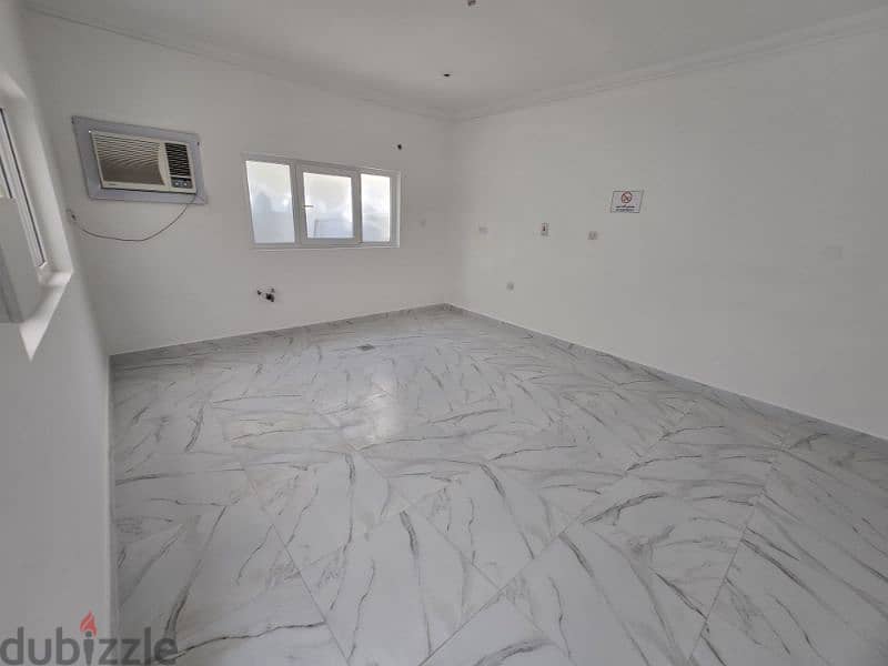 Commercial Building for Rent – Maamoura 16