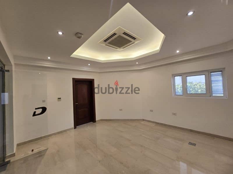 premium Commercial Building for Rent 14