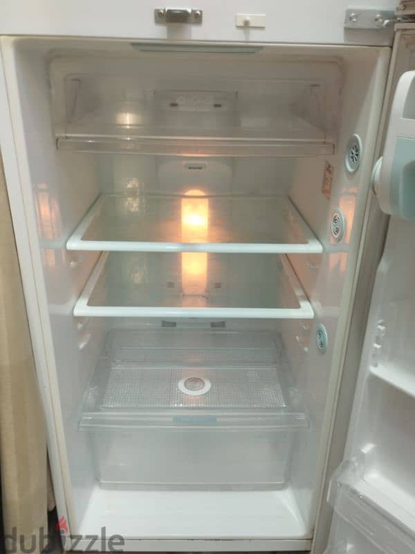 LG Fridge 300l in New Condition working Perfect 3