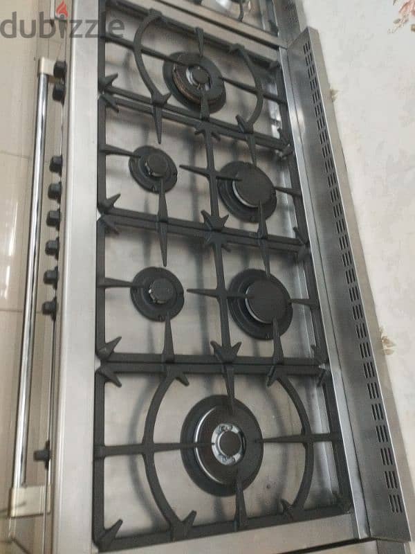 Big Kitchen Gas Cooker Big size perfect 6