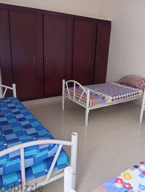 FEMALE EXECUTIVE BEDSPACE 650/= 4