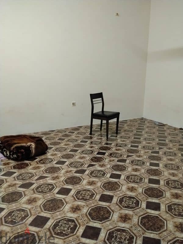 furnished studio avilable 1