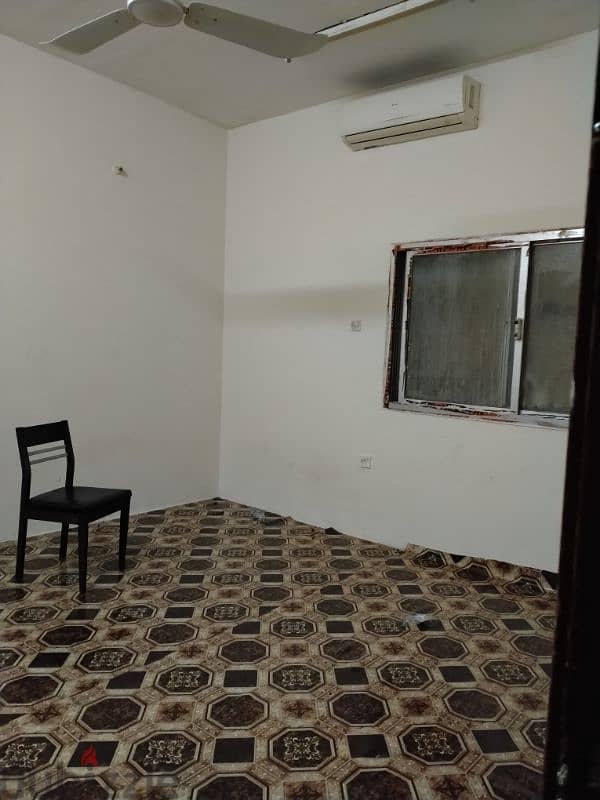 furnished studio avilable 2