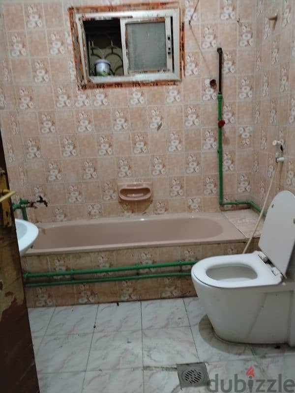 furnished studio avilable 3