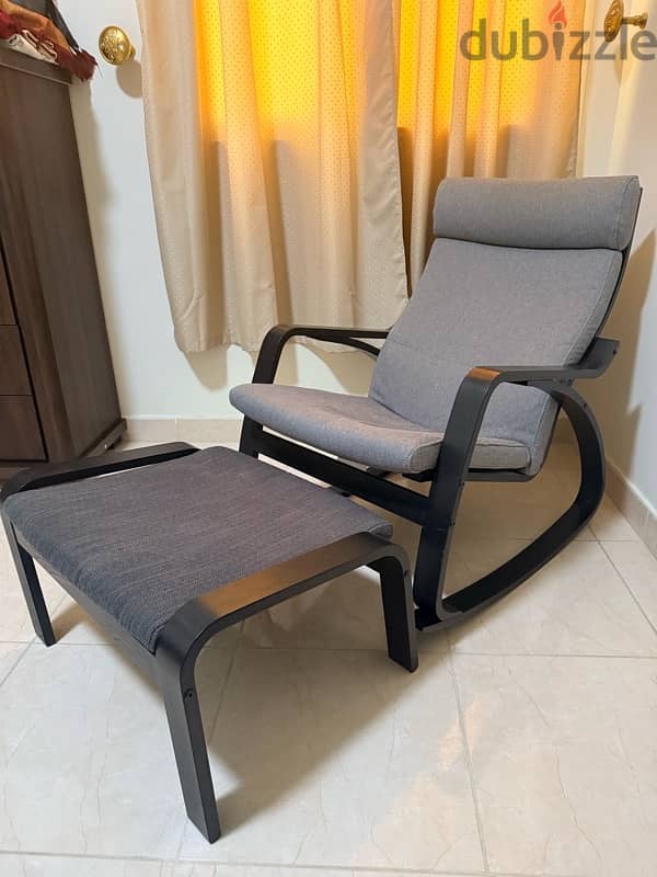 Rocking chair + Footstool 3