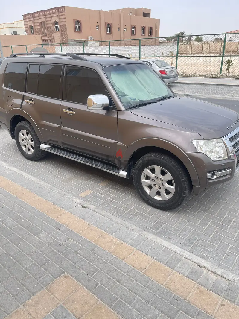 ميتسوبيشي باجيرو 2016 طراز GLS444395658130247683