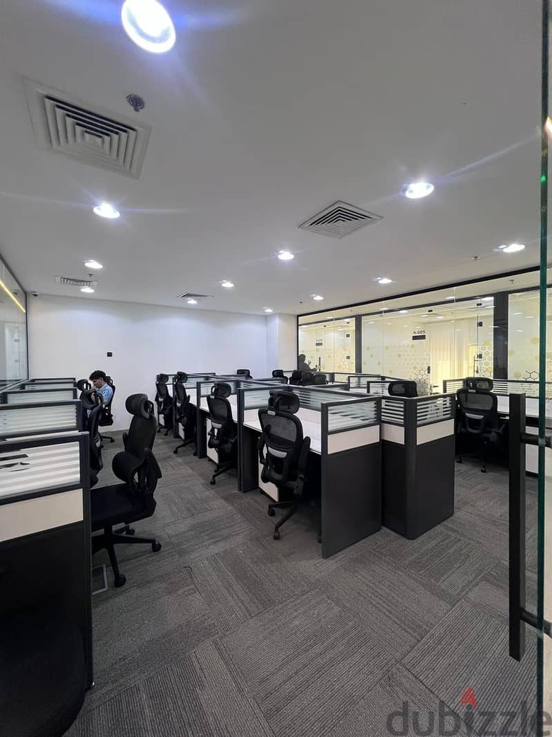 Rental office space in Doha, Qatar / MOCI approved office space for TL 6