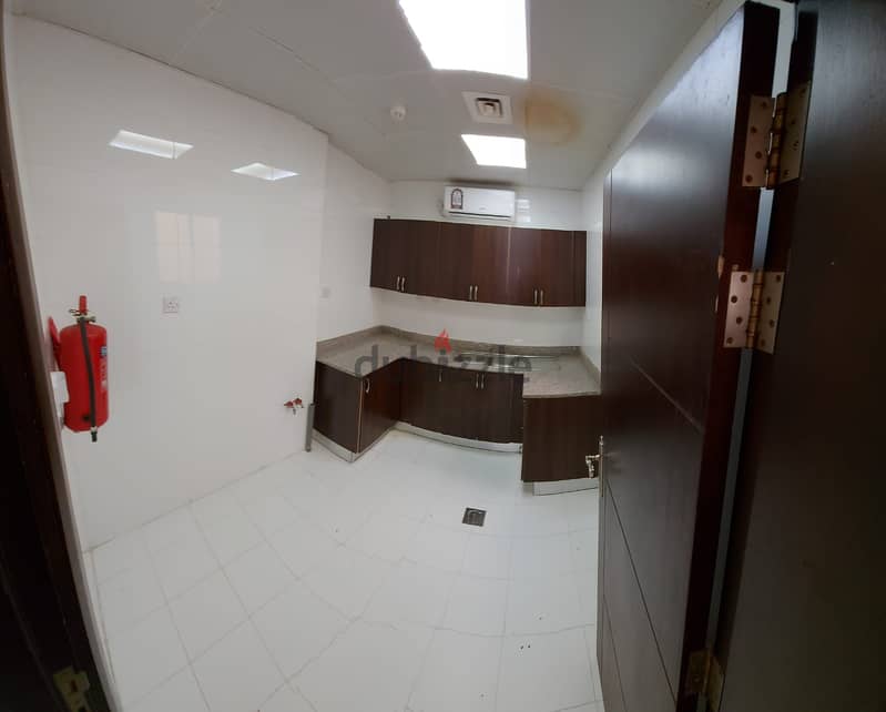 For Rent Super Lux Apartment in Al Wakrah, 3 BHK 4