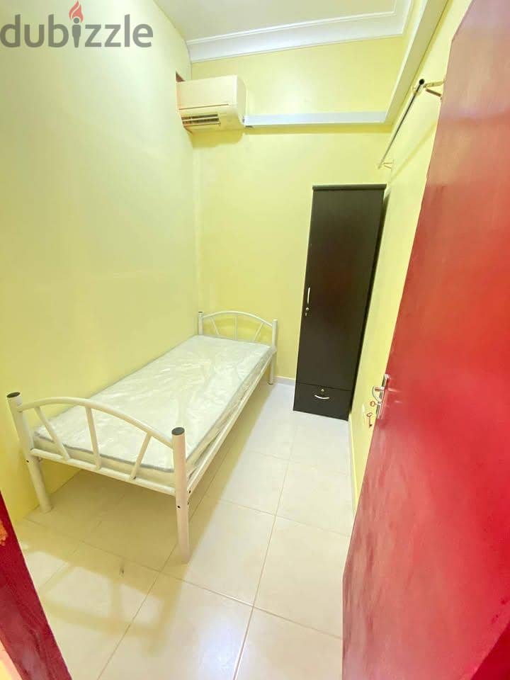 BRAND NEW EXECUTIVE MALE BEDSPACE & PARTITION ROOMS – AL MANSOURA 1