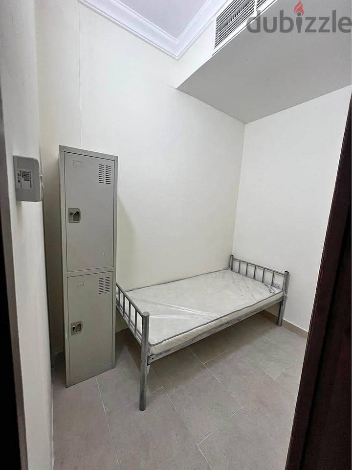 BRAND NEW EXECUTIVE MALE BEDSPACE & PARTITION ROOMS – AL MANSOURA 7