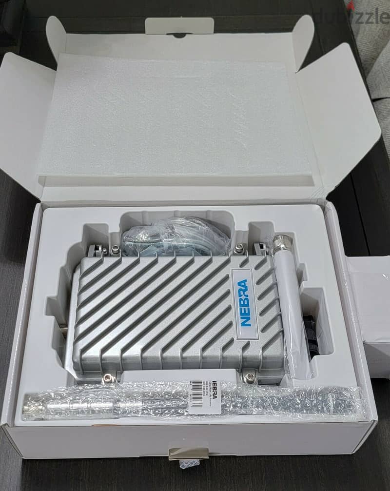 **OFFER** BRAND NEW New Nebra HNT Outdoor Hotspot Miner US 915 MHz 1