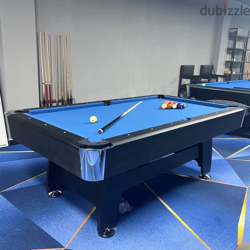 Billiard table 8 feet 4