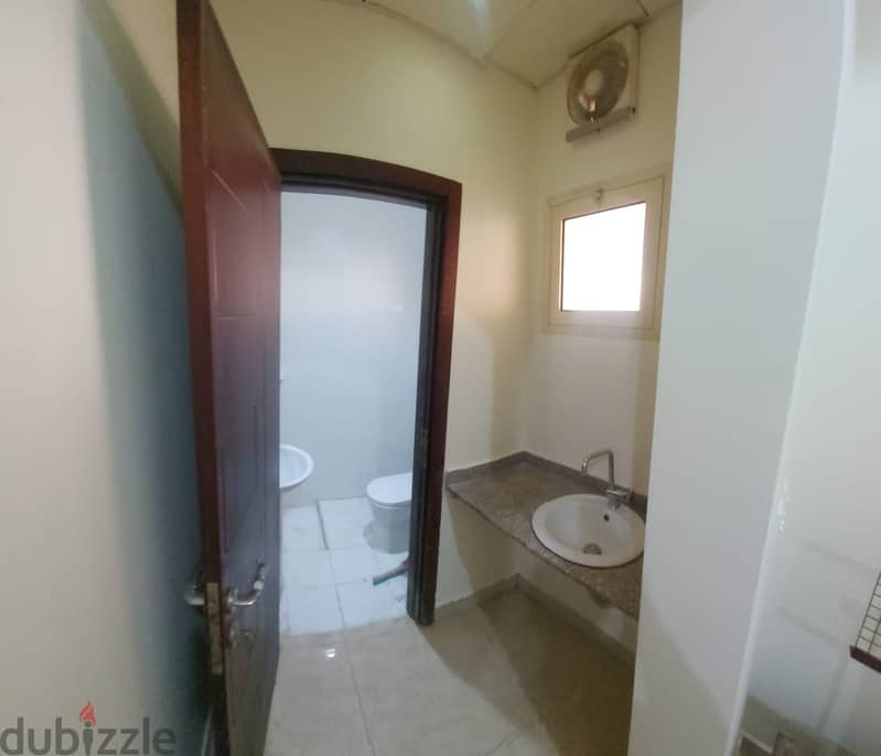studio apartment for rent in building in Al Wakrah. 2