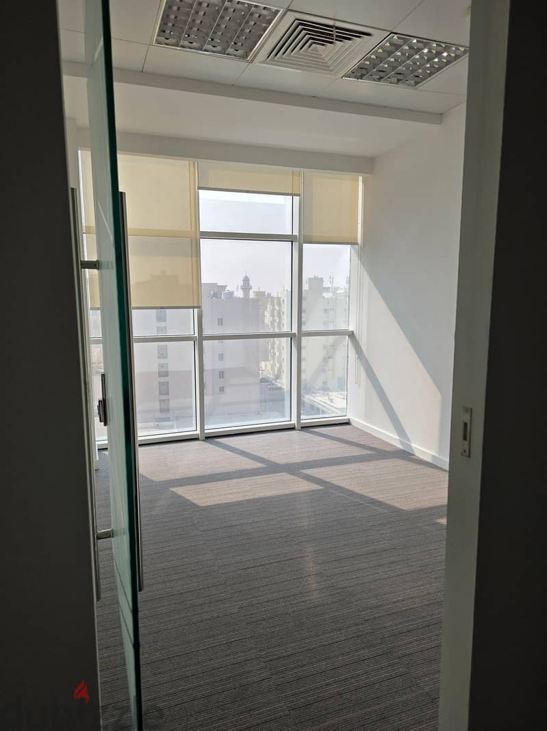 Ready Office for rent 8