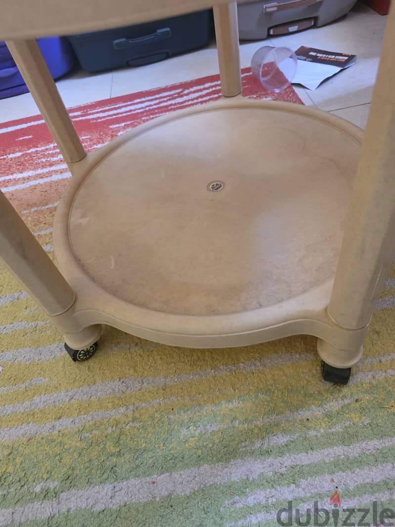 Coffee table rarely used 6