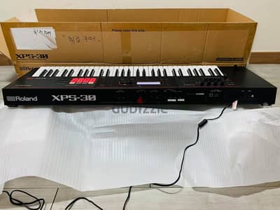 Roland XPS 30 keyboard