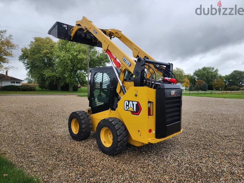 Caterpillar 272D3 XPS High Flow Skid Steer Loader 2