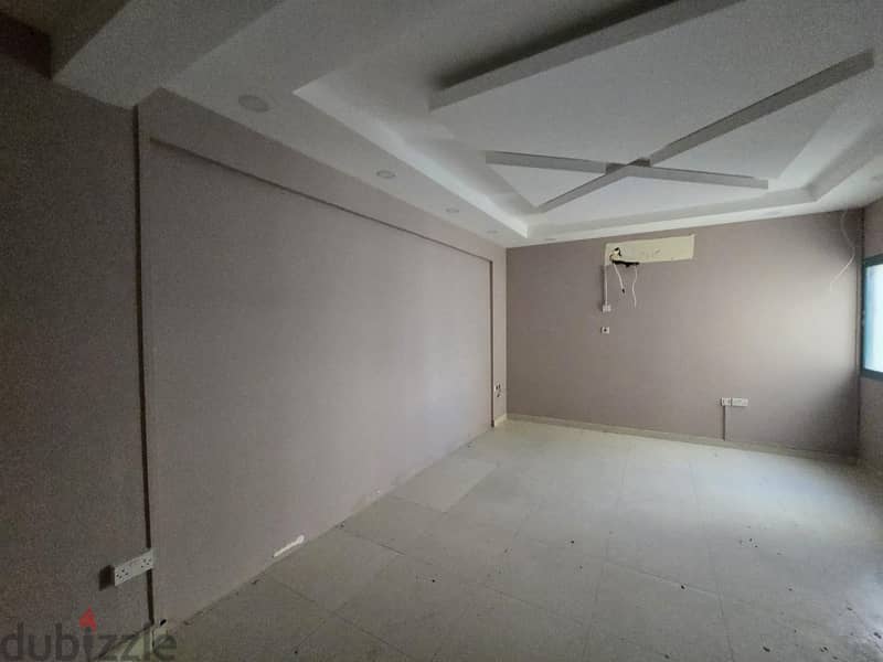 Administration Villa – Prime Location 6