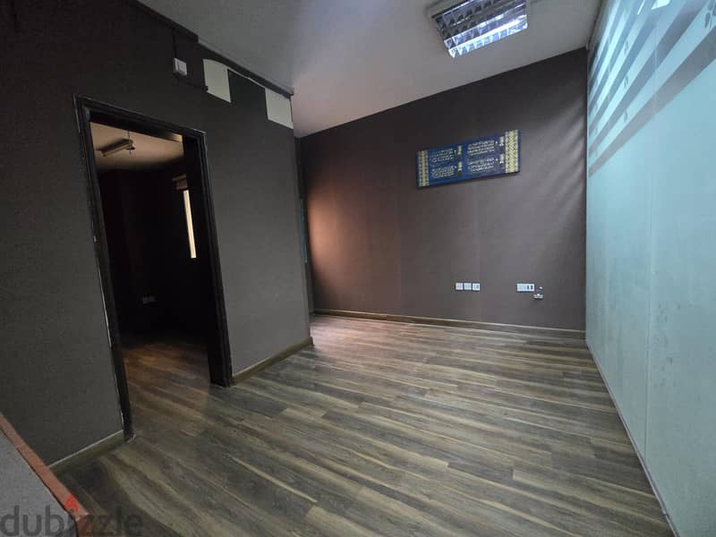 Administration Villa – Prime Location 6