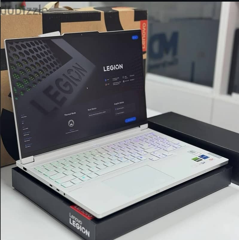 LENOVO LEGION 7i 1