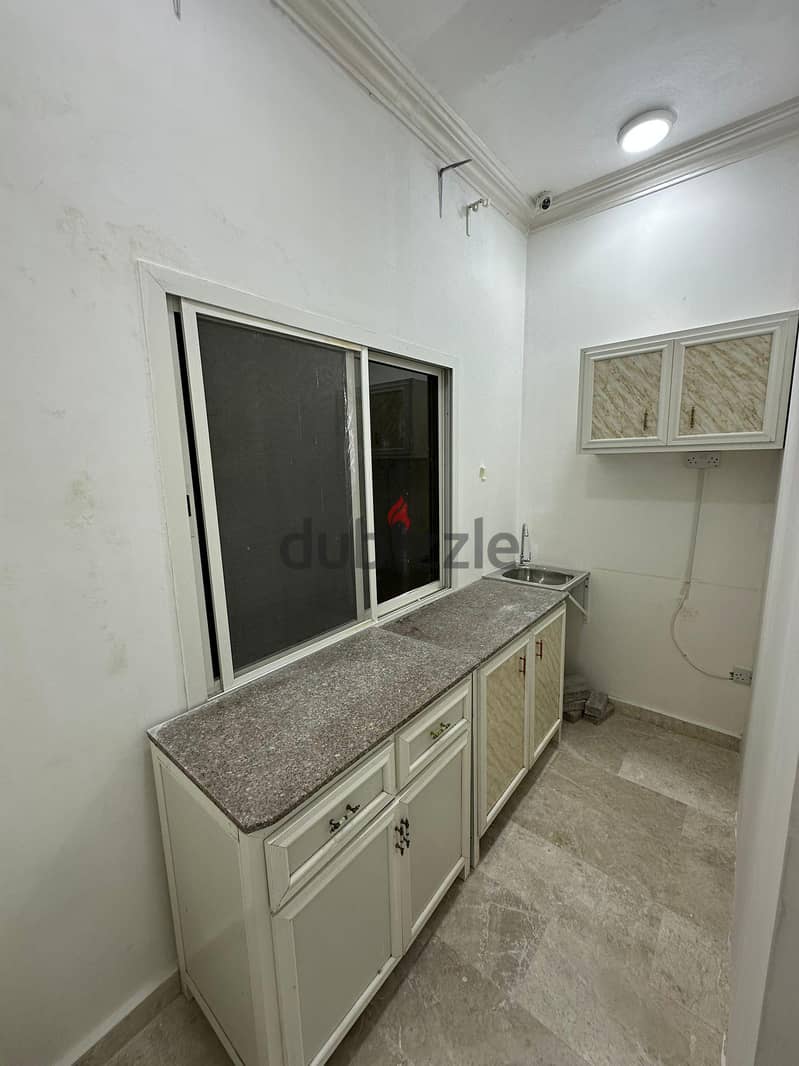 SPACIOUS 1-BHK FOR RENT – UMM SALAL ALI 4