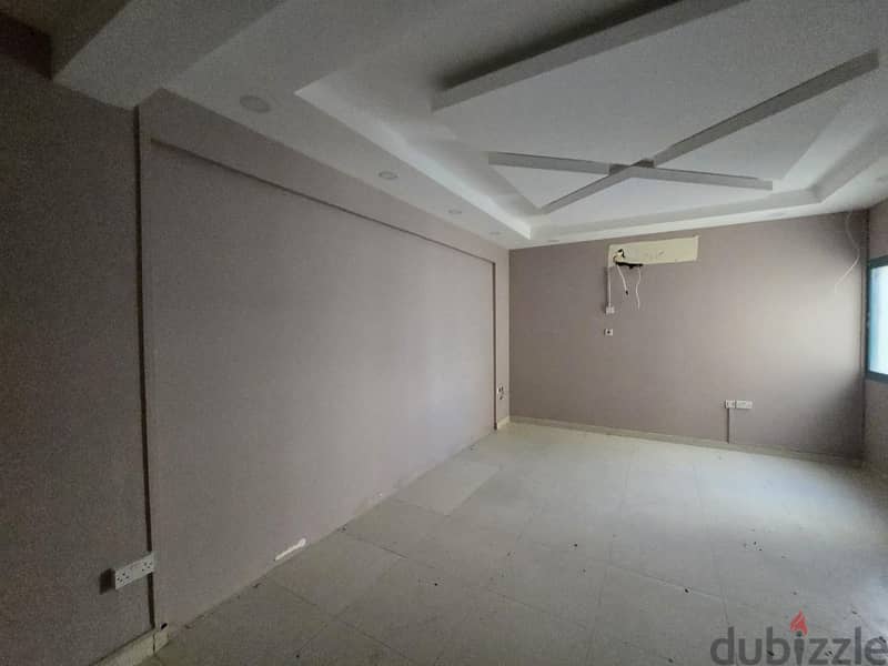 Administration Villa – Prime Location 4