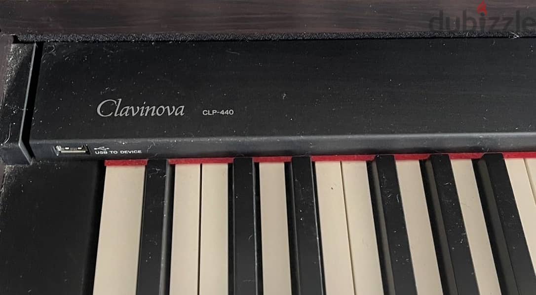 Yamaha piano in Excellent condition 1