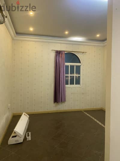 Big studio room available ready to occupy in ainkhaled