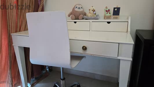 Office/ study desk