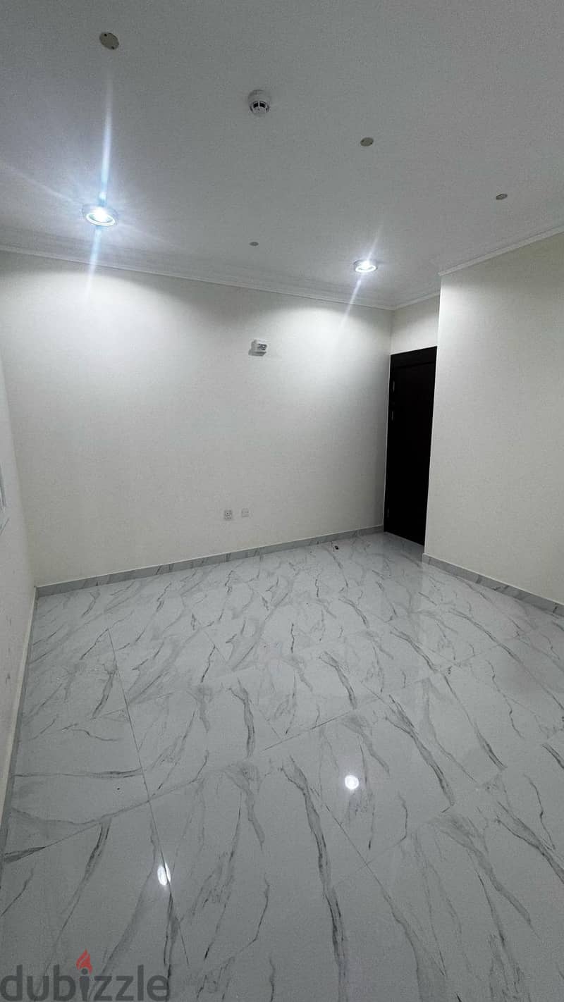 4-BEDROOMS Apartment Available For EXECUTIVE BACHELORS In OLD AIRPORT 5