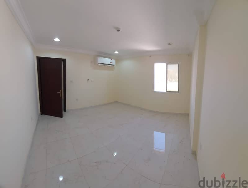 Unfurnished apartments for rent in building in Fereej Kulaib 3BHK 3