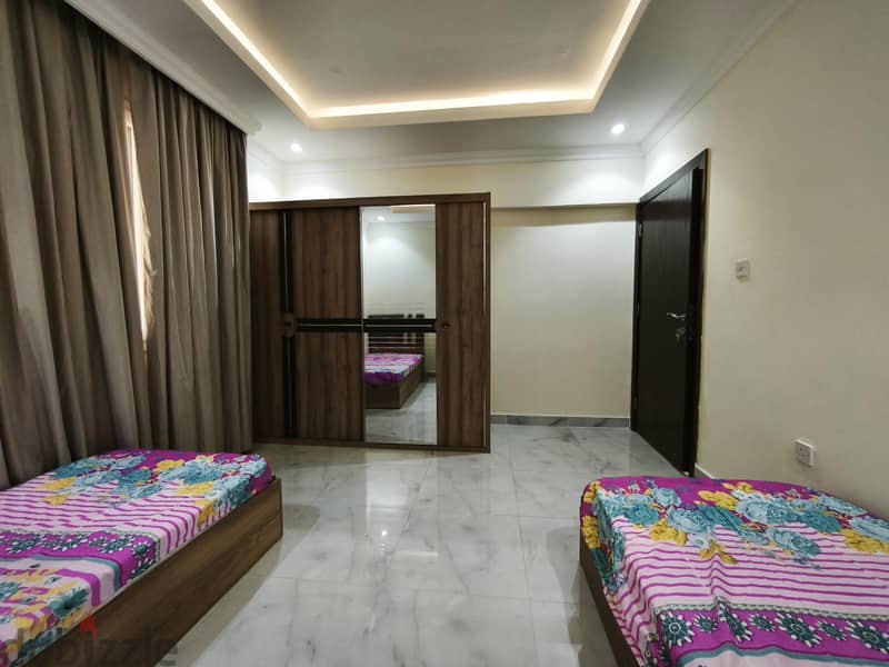 Spacious 2 BHK Fully Furnished Near Metro station 5