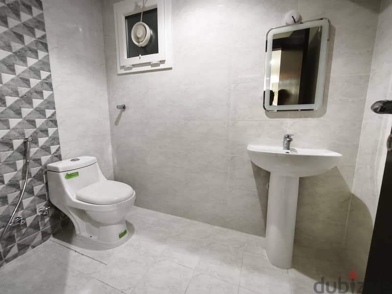 Spacious 2 BHK Fully Furnished Near Metro station 9