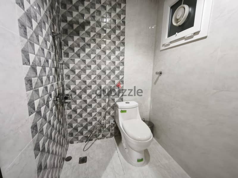 Spacious 2 BHK Fully Furnished Near Metro station 10