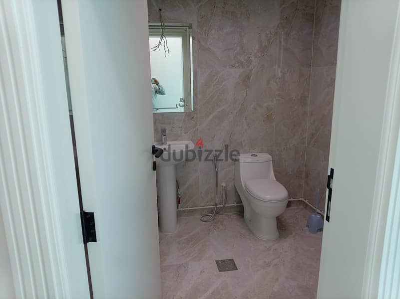 # COMMERCIAL BUILDING FOR RENT – OLD AIRPORT (D-RING ROAD), DOHA 4