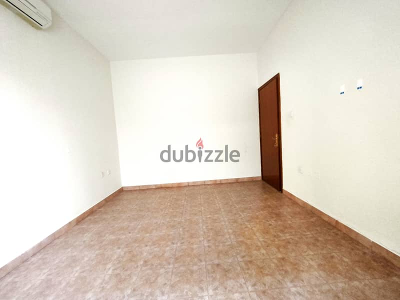 Big Size 2 BHK Old Airport Area Ready to move 4