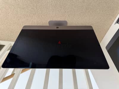 آبل آي ماك برو (قرص صلب SSD 1 تيرابايت، 3.20 جيجاهرتز، 32 جيجابايت رام