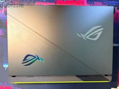 ASUS ROG Strix Gmaing laptop