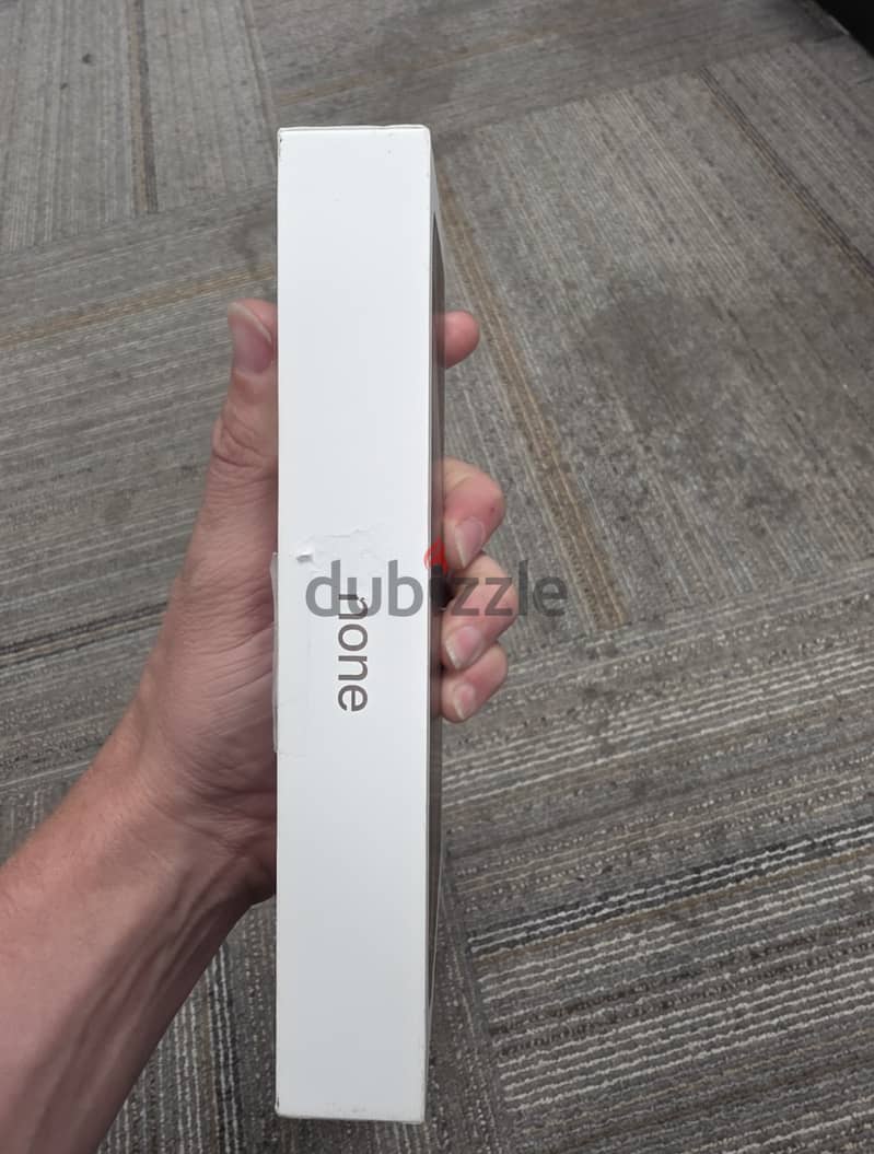 Apple iPhone 16 Pro Max - 256 GB - Desert Titanium (Unlocked) NEW SEAL 4