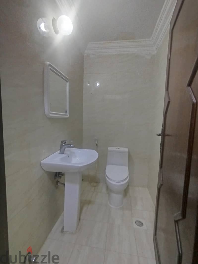 2-BHK Beautiful Flat Apartment Available In OLD AIRPORT 3