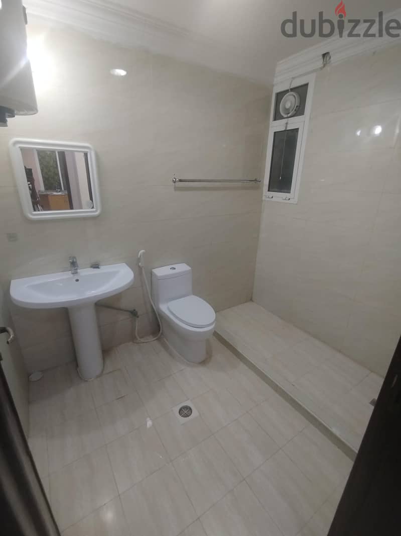2-BHK Beautiful Flat Apartment Available In OLD AIRPORT 5