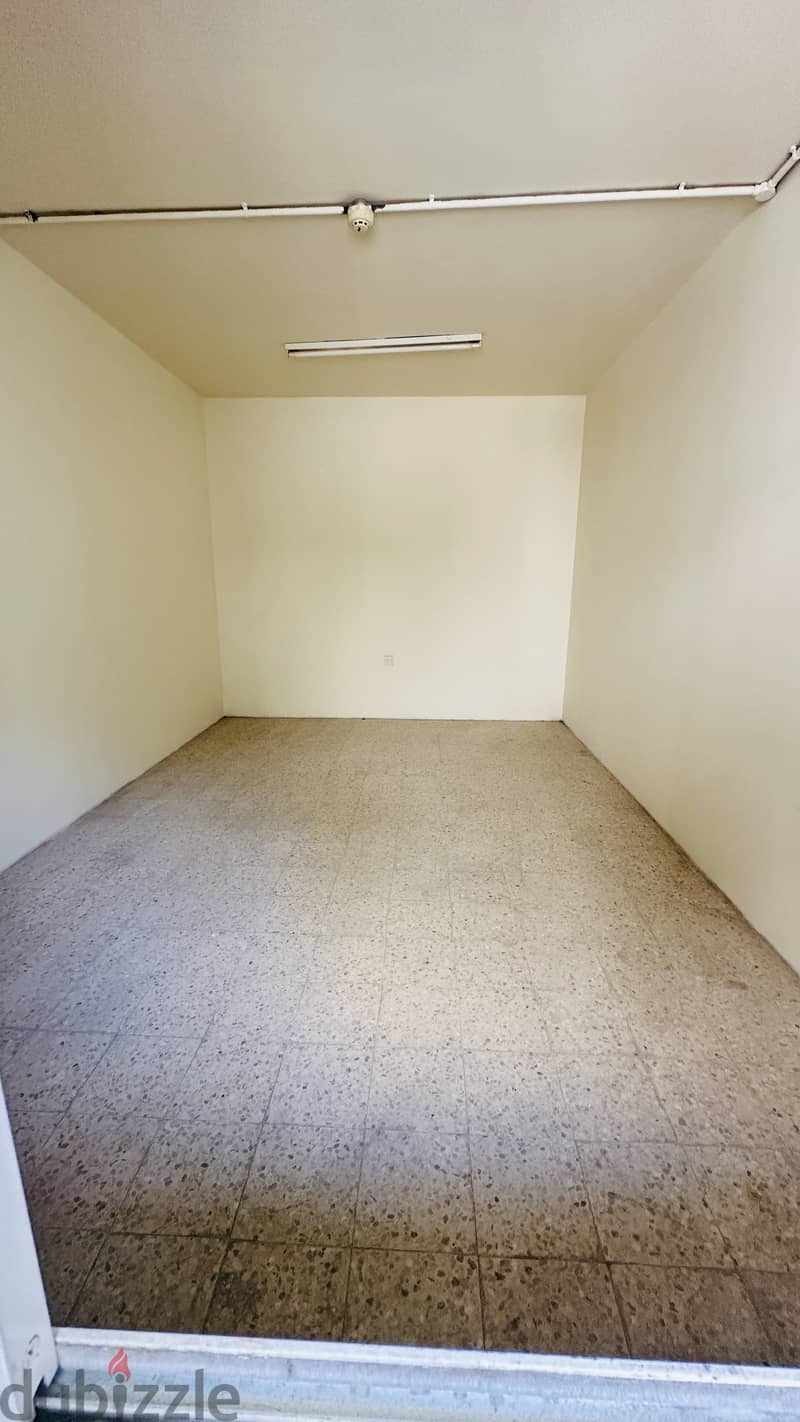 Chemical Store For Rent - Doha industrial area 6