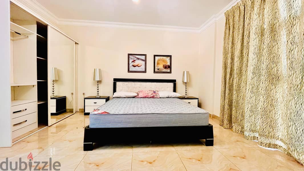 luxury 1 BHK Fully Furnished Ideal For Families 3
