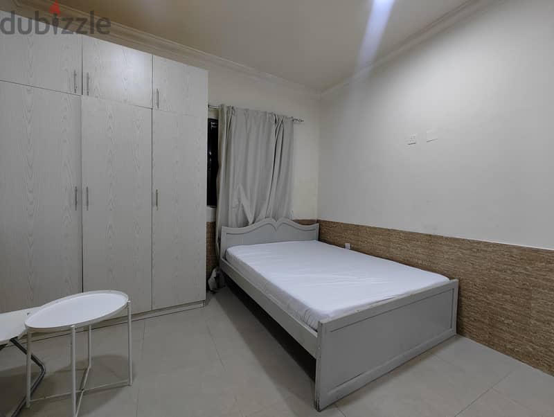 Studio Fully Furnished Including All Bills Near Metro 2
