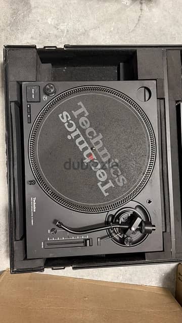 Technics SL-1200MK7 DJ Package with Pioneer DJM-800 Mixer 3