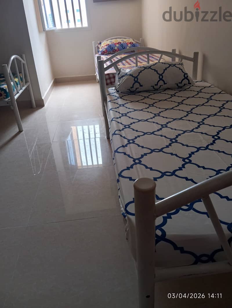 FEMALE EXECUCTIVE BED SPACE 6
