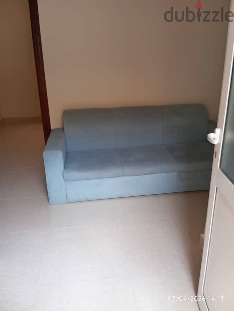 FEMALE EXECUCTIVE BED SPACE 13